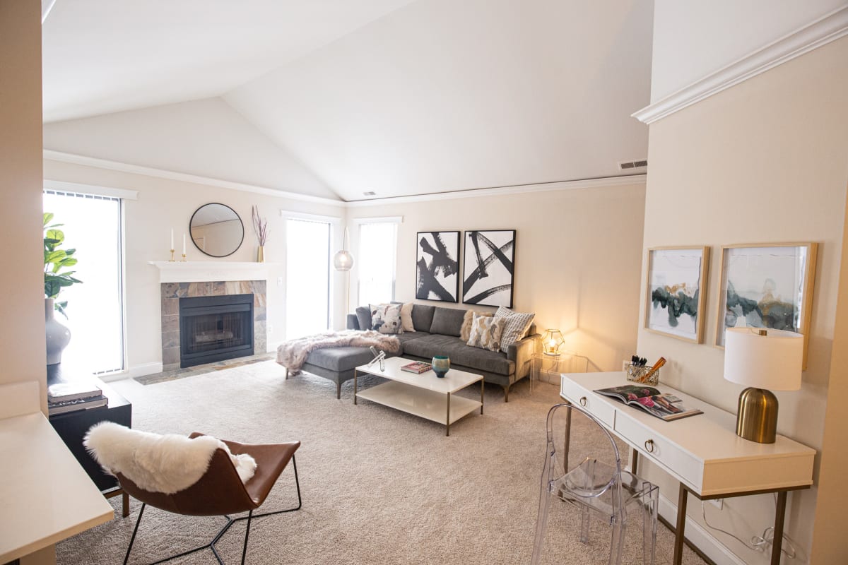 River Oaks West Apartments in Novi, MI Photos and videos